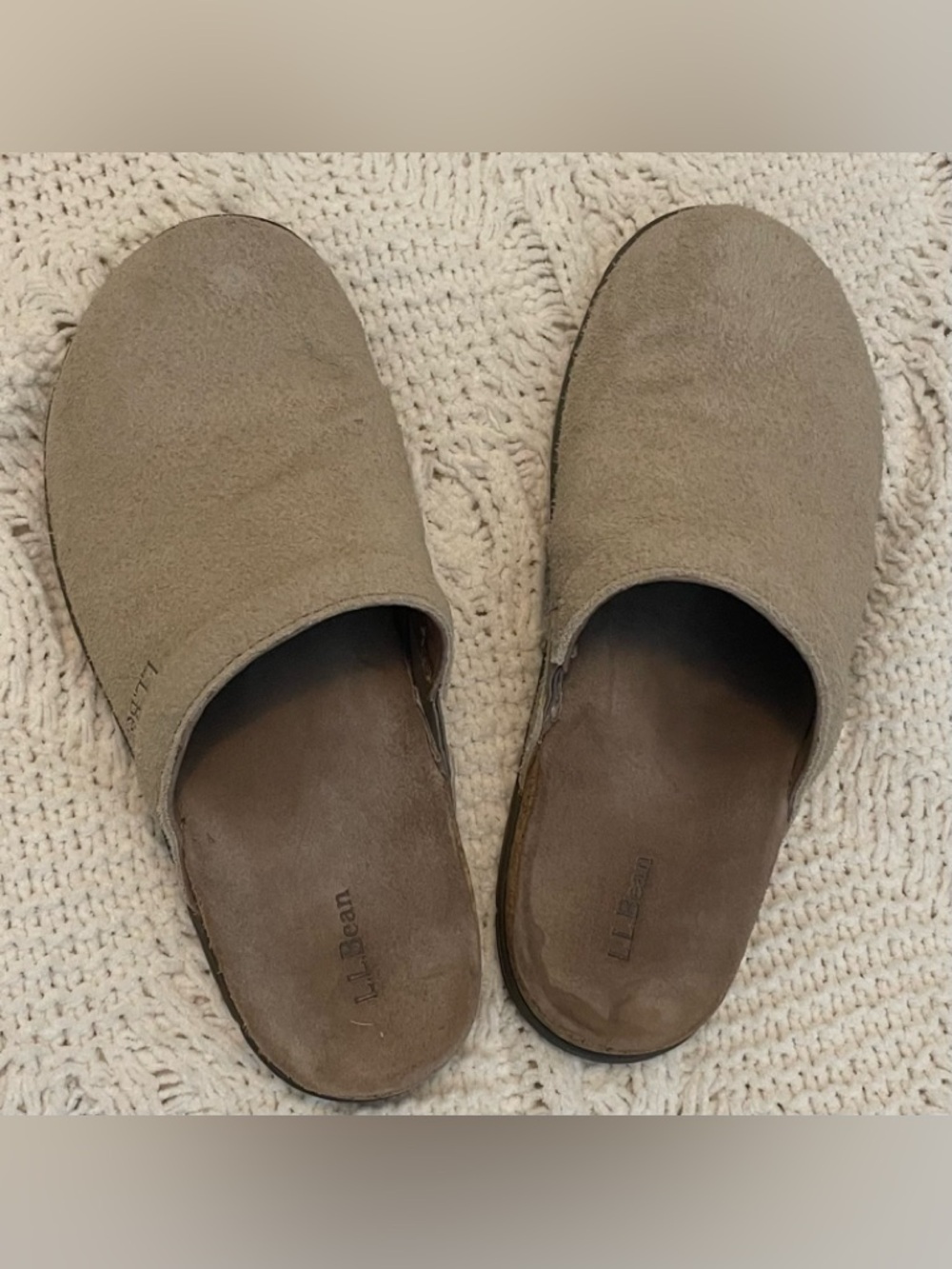 L.L. Bean Suede Go Anywhere Clog in Sandstone (Size 7M)